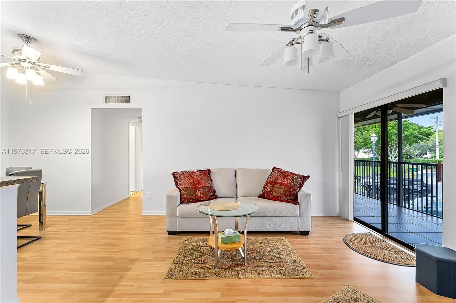 10715 W Clairmont Circle 212 — photo 5