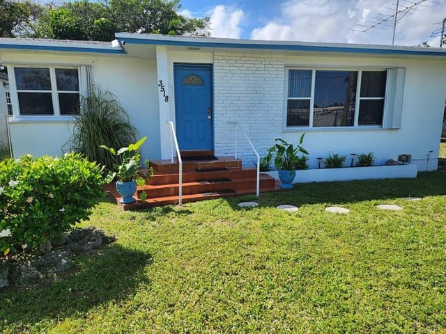 3518 NW 11th Avenue, Miami, FL 33127