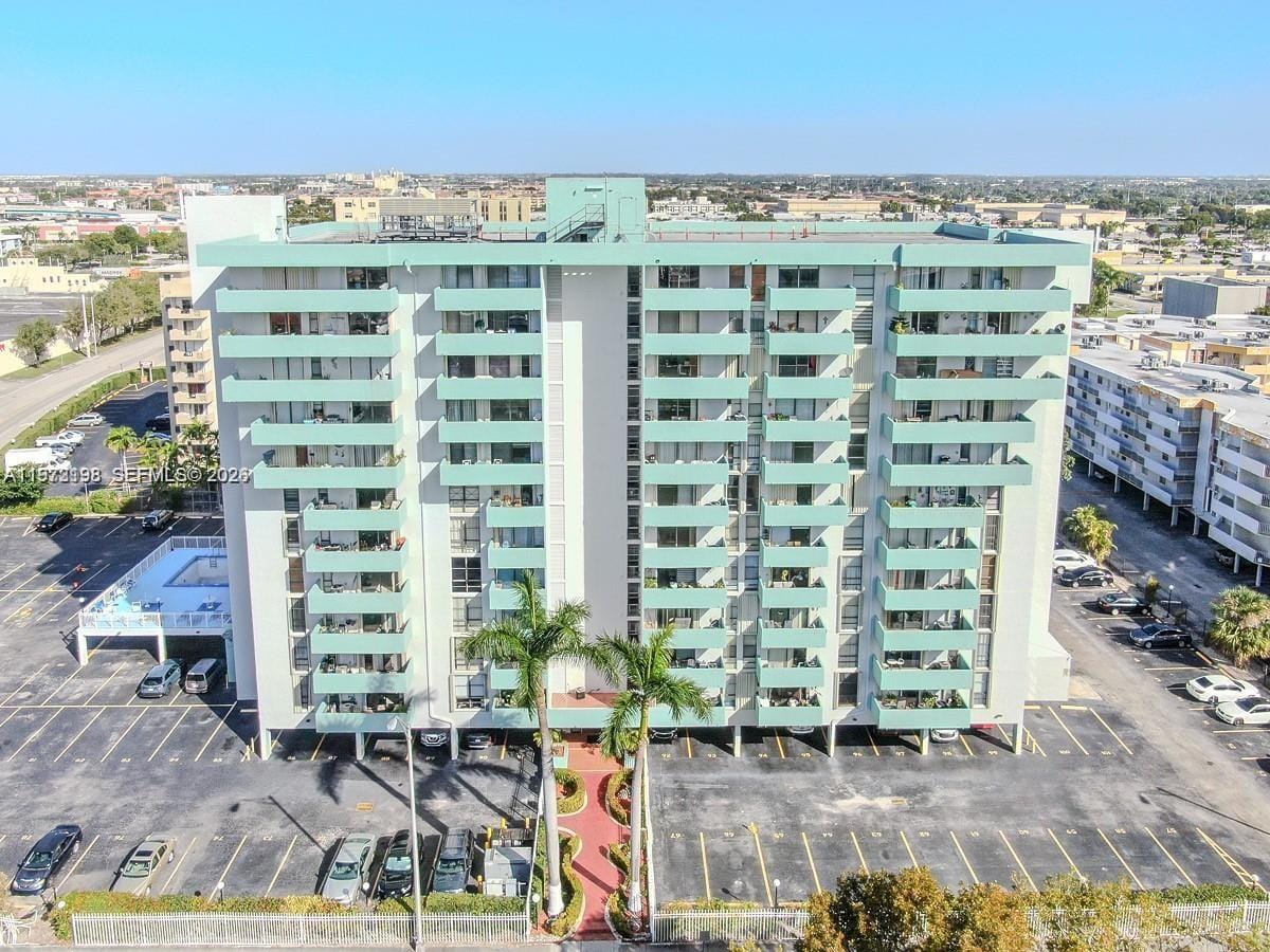 1825 W 44th Place 206, Hialeah, FL 33012 photo 2