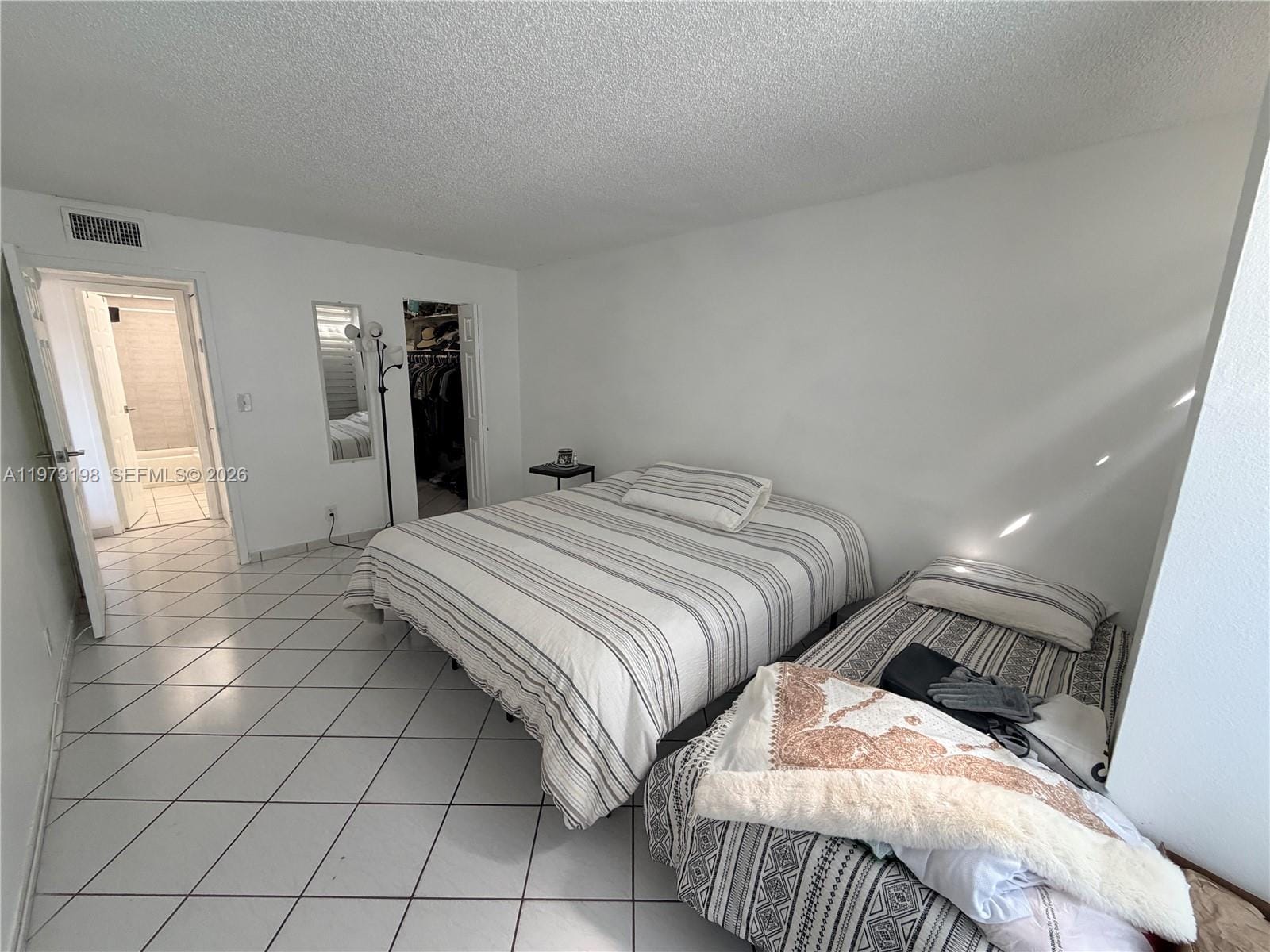 1825 W 44th Place 206, Hialeah, FL 33012 photo 11