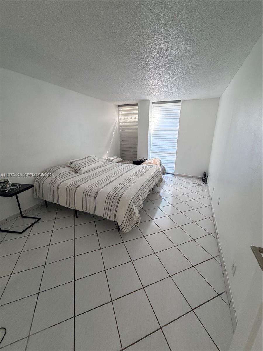 1825 W 44th Place 206, Hialeah, FL 33012 photo 12