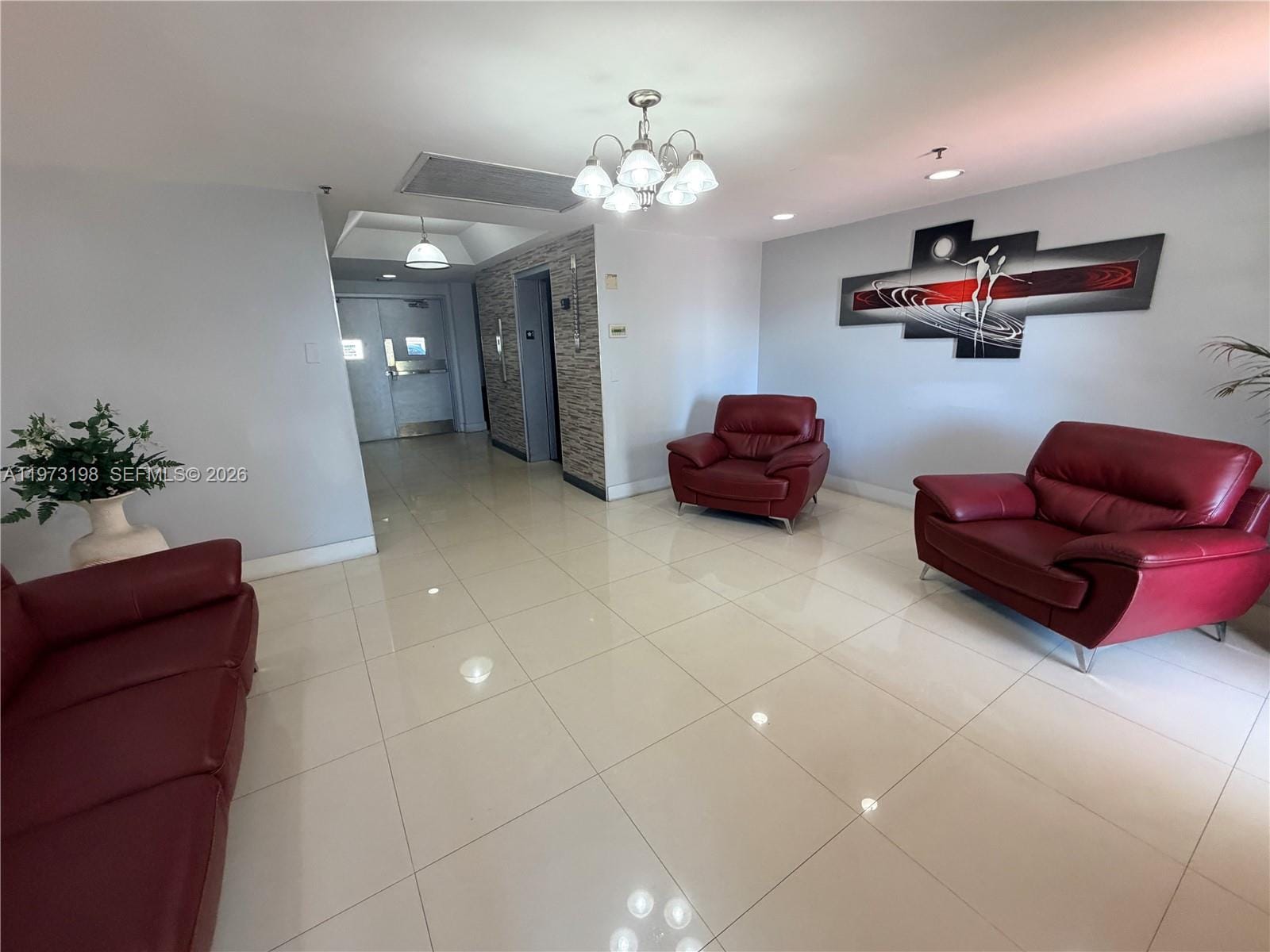 1825 W 44th Place 206, Hialeah, FL 33012 photo 16
