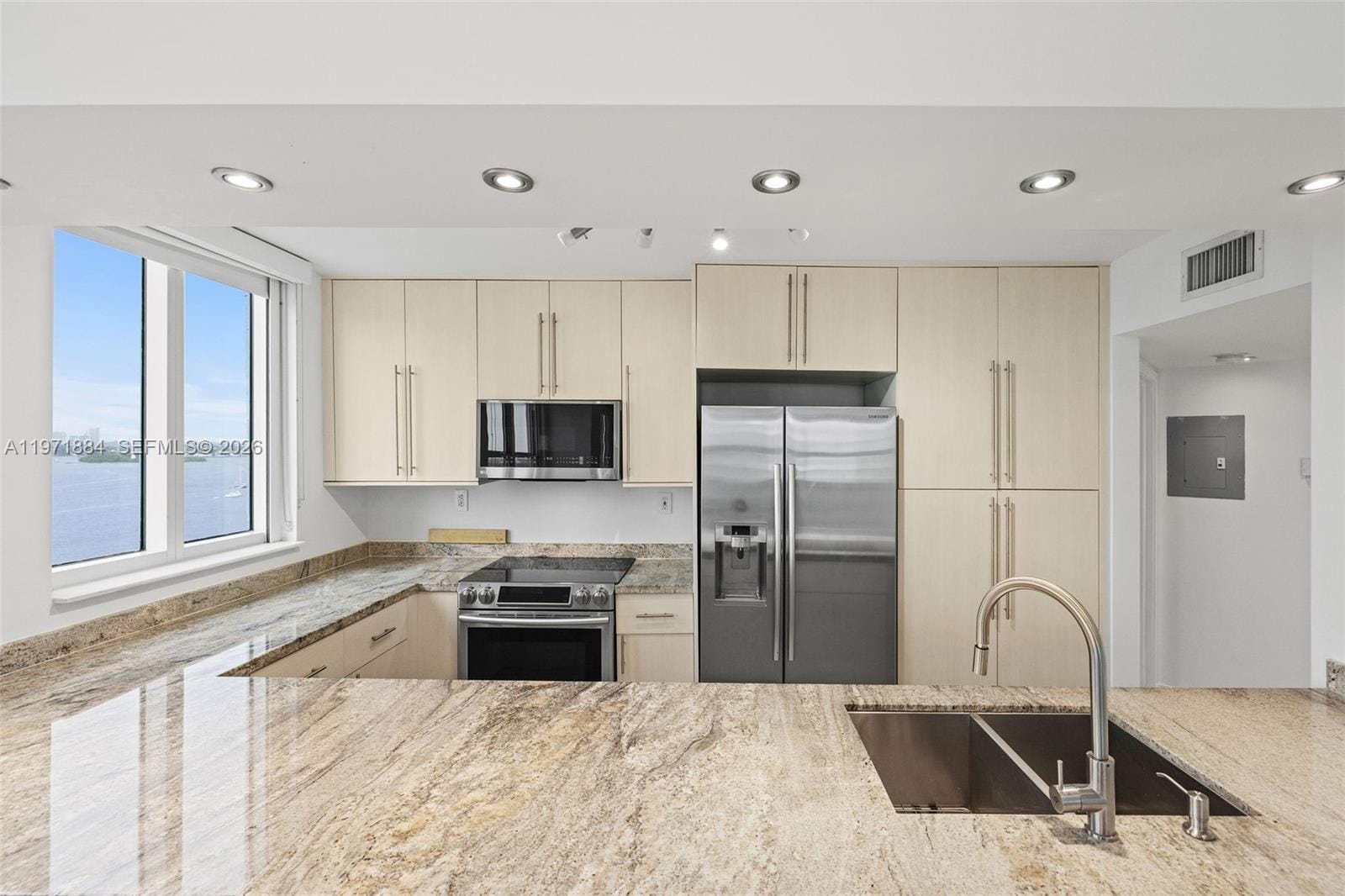 650 W Ave 1401 1401, Miami Beach, FL 33139 photo 14