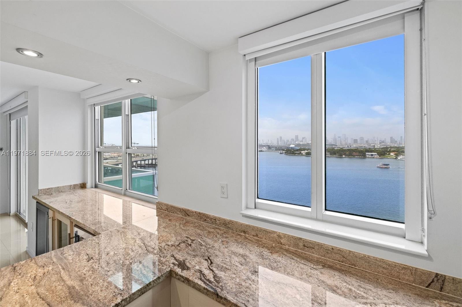 650 W Ave 1401 1401, Miami Beach, FL 33139 photo 15