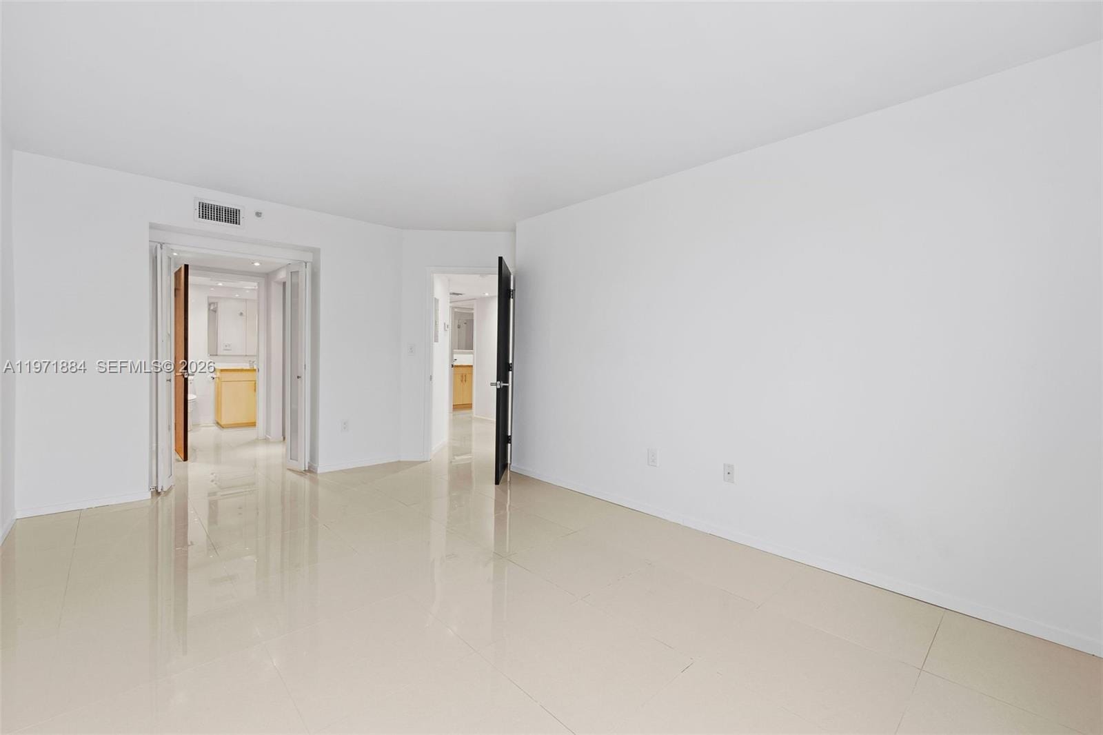 650 W Ave 1401 1401, Miami Beach, FL 33139 photo 22