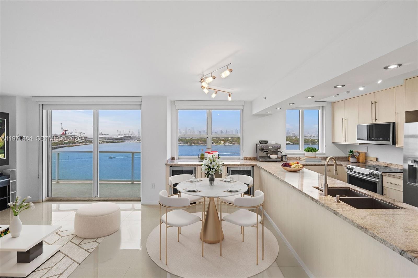 650 W Ave 1401 1401, Miami Beach, FL 33139 photo 4