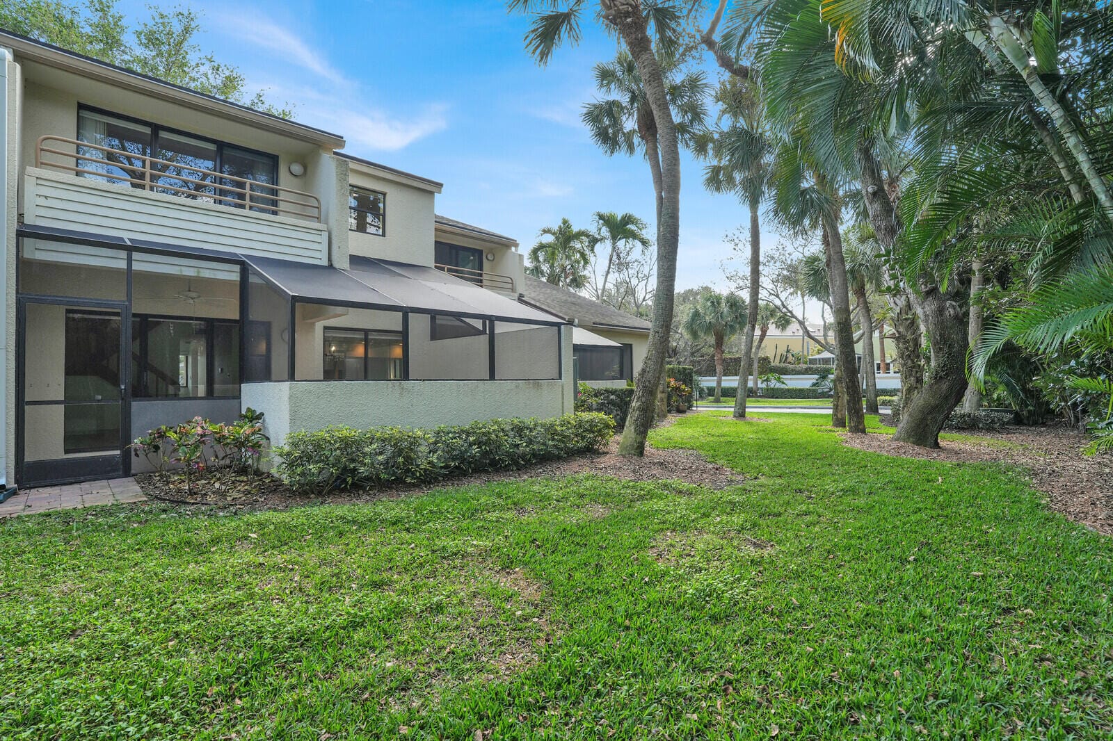 215 Oak Harbour Drive, Juno Beach, FL 33408 photo 25