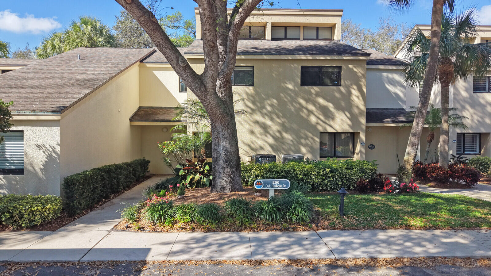 215 Oak Harbour Drive, Juno Beach, FL 33408, Juno Beach