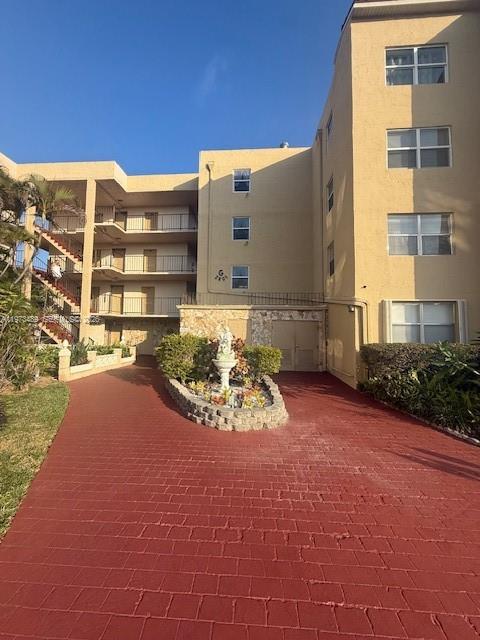 2801 Somerset Drive 105, Lauderdale Lakes, FL 33311, Lauderdale Lakes