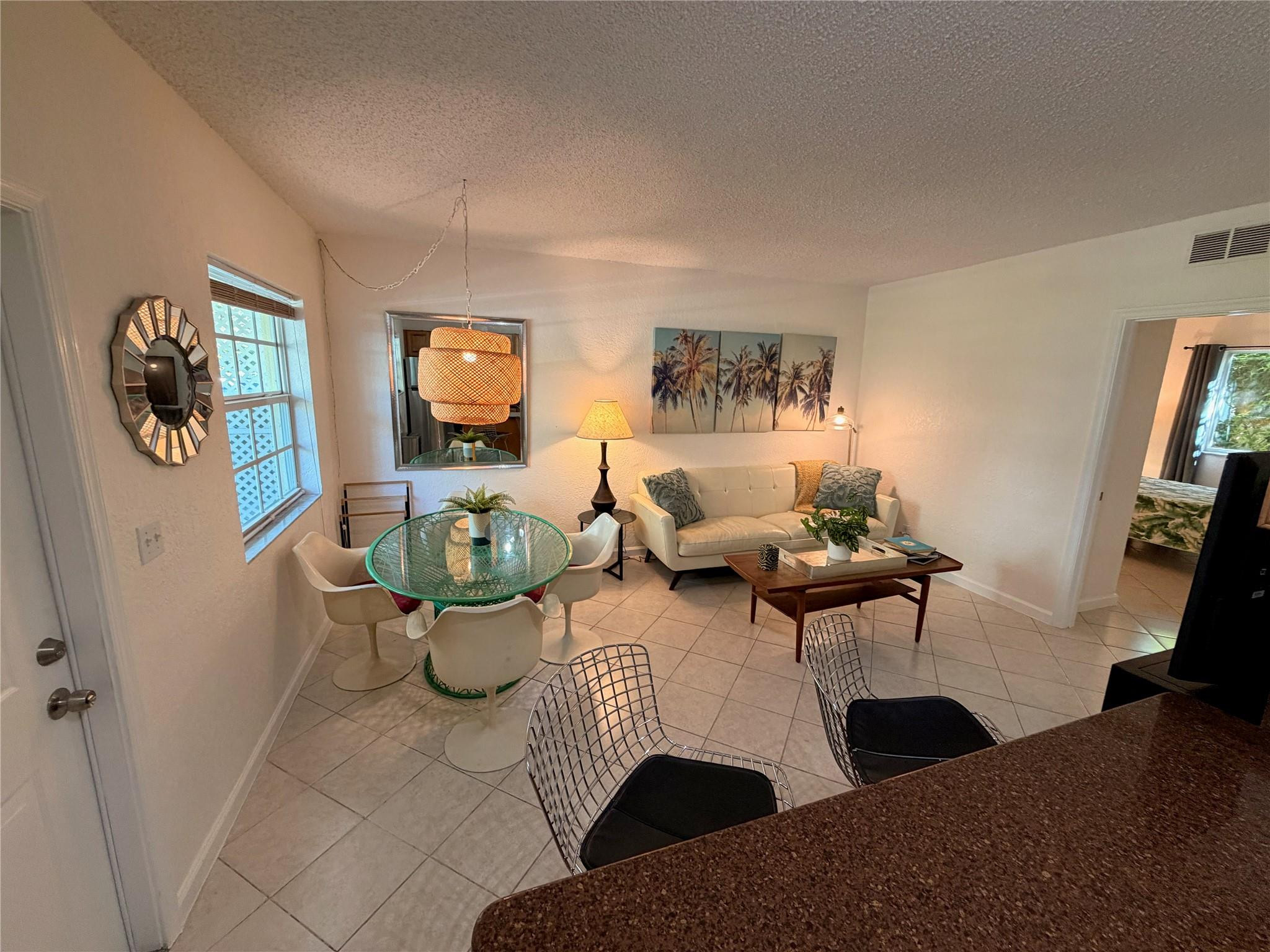 2660 NE 8th Avenue 307, Wilton Manors, FL 33334, Wilton Manors