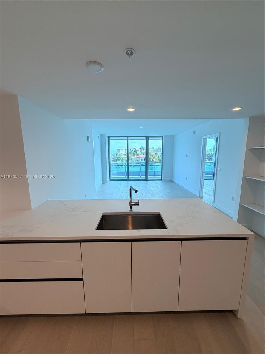 9221 E Bay Harbor Drive 309 — photo 12