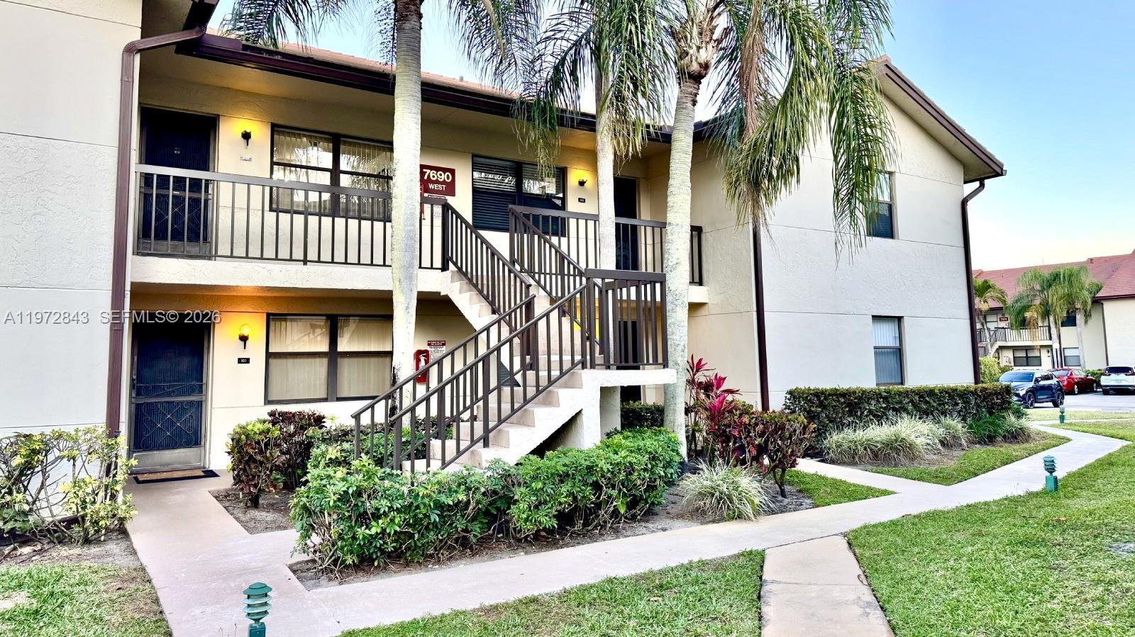 7690 Tahiti Lane 202, Lake Worth, FL 33467, Lake Worth