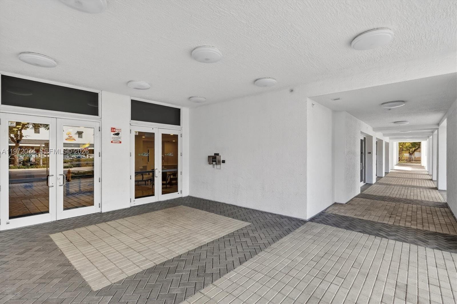 900 SW 8th Street 505 — photo 5