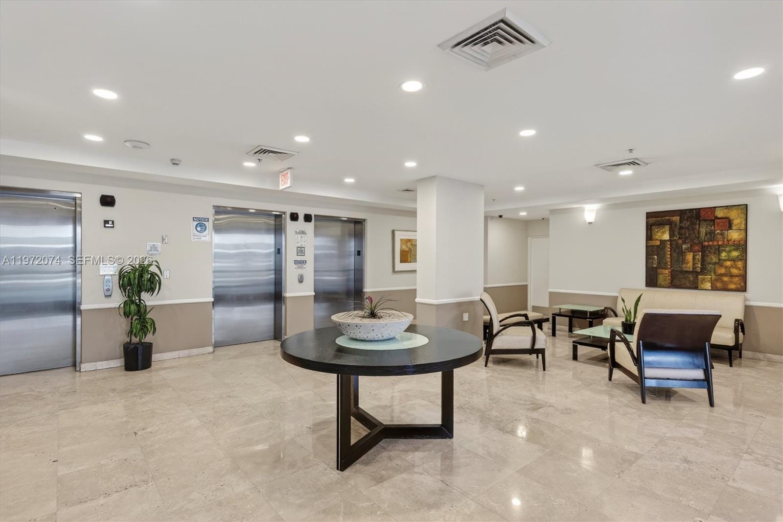 900 SW 8th Street 505 — photo 7