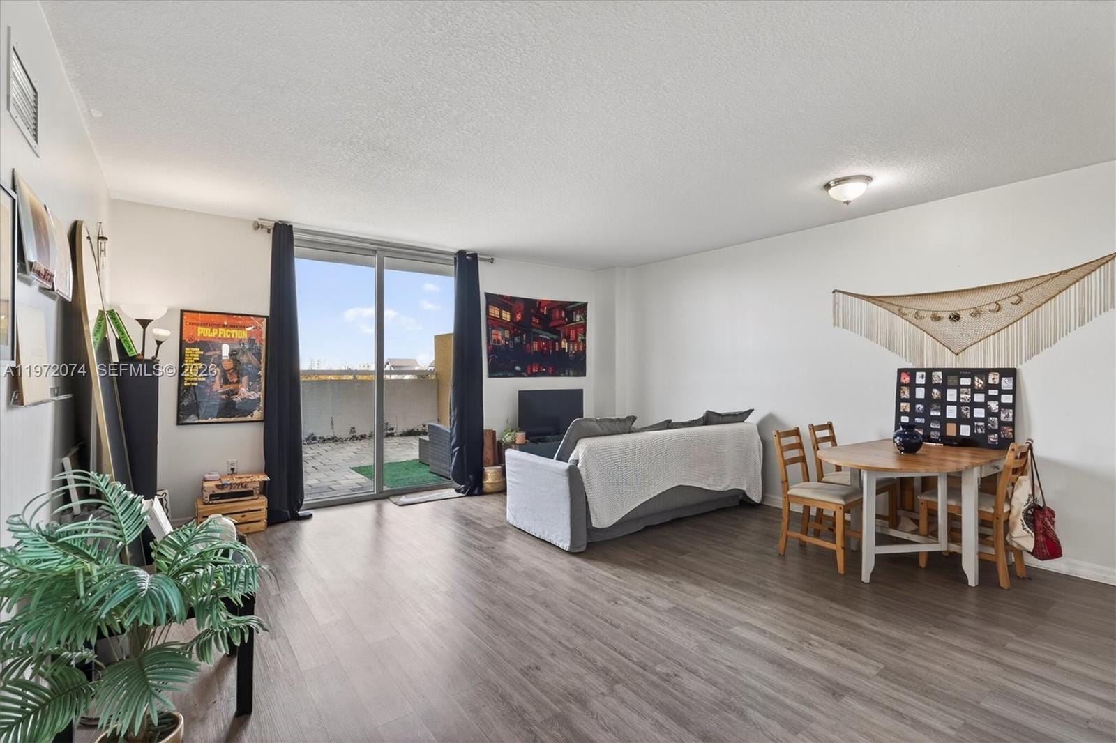 900 SW 8th Street 505 — photo 10