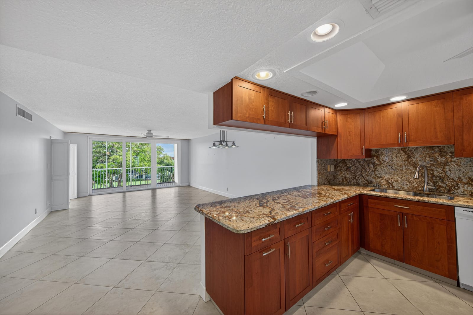 3150 NE 48th Court 414, Lighthouse Point, FL 33064 photo 8
