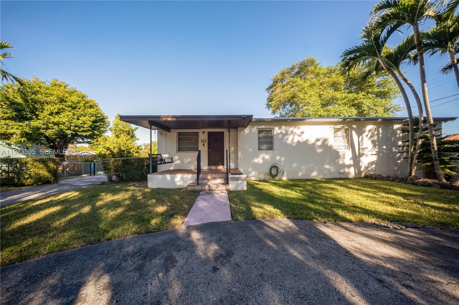 2725 SW 82nd Avenue, Miami, FL 33155, Miami