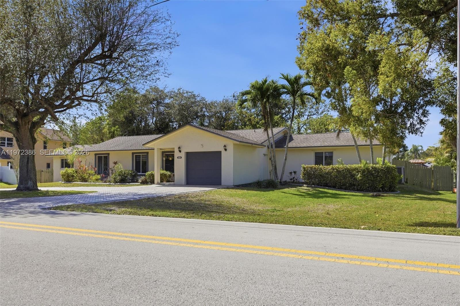 431 S Old Hiatus Road, Plantation, FL 33325, Plantation