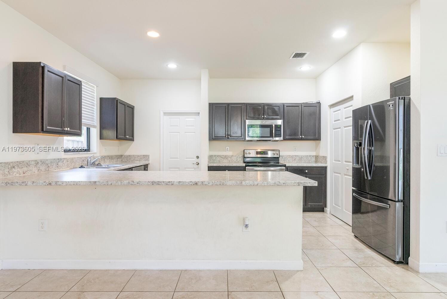 516 SE 35th Terrace, Homestead, FL 33033 photo 8