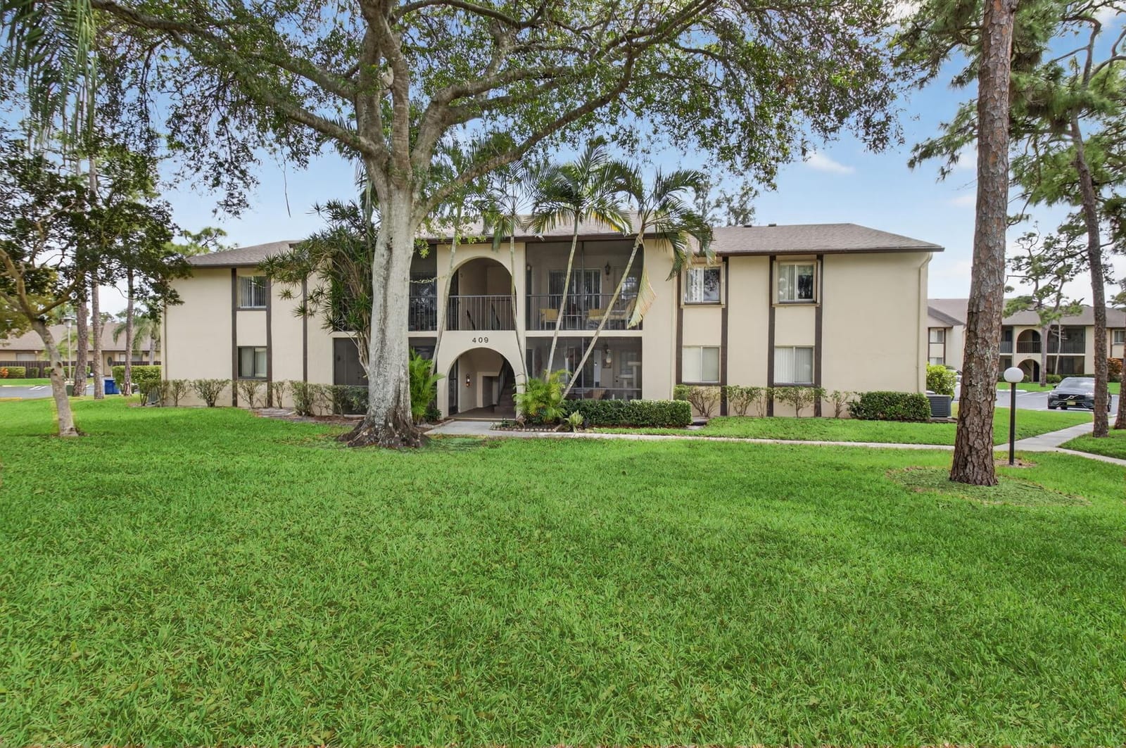 409 Pine Glen Lane C-1, Greenacres, FL 33463 photo 2