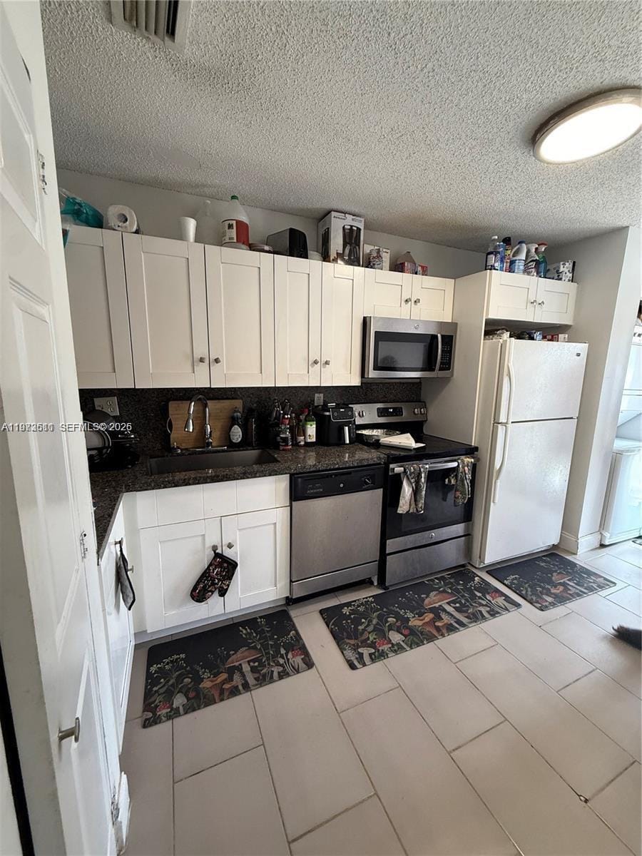 20305 NW 27th Court — photo 2