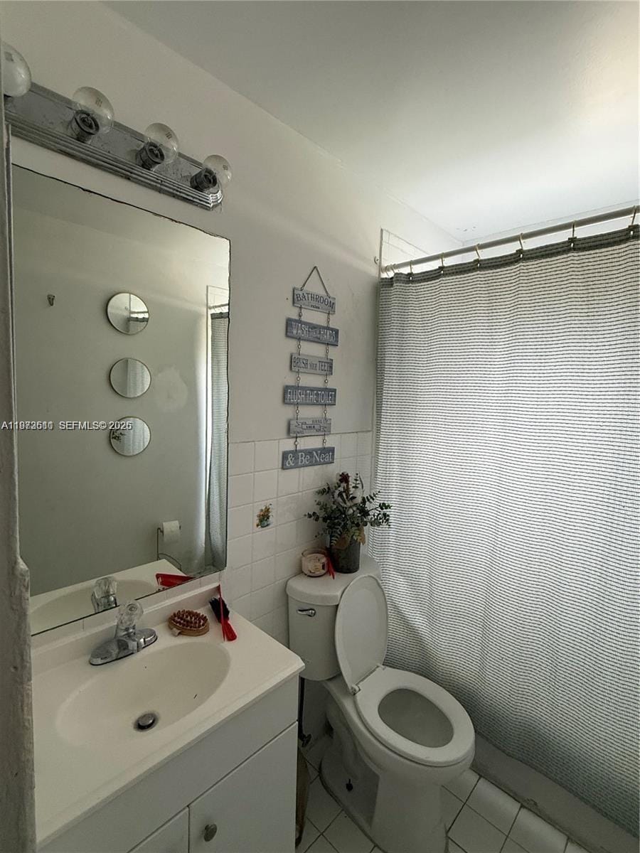 20305 NW 27th Court — photo 4