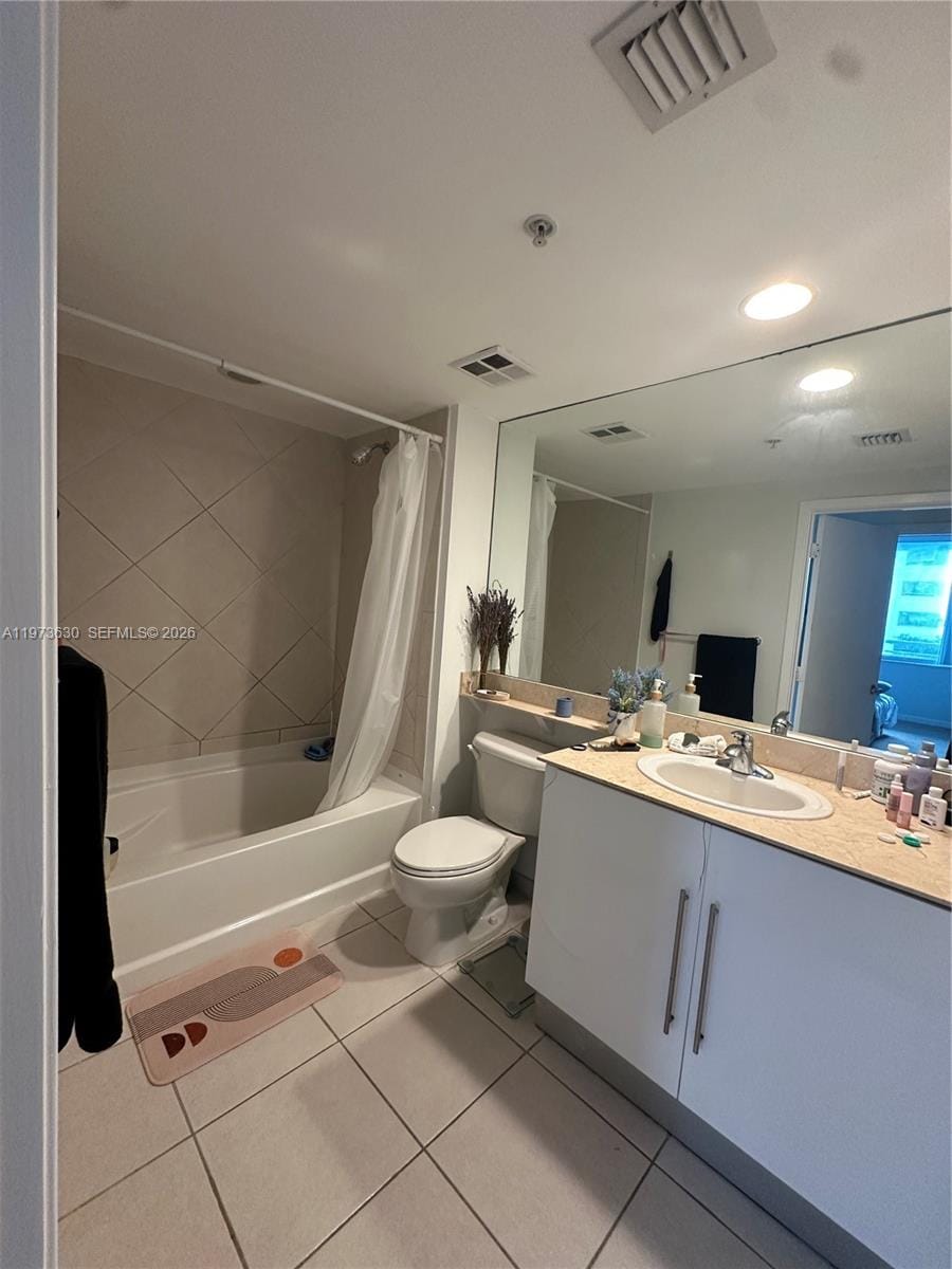 335 S Biscayne Boulevard 1002, Miami, FL 33131 photo 14