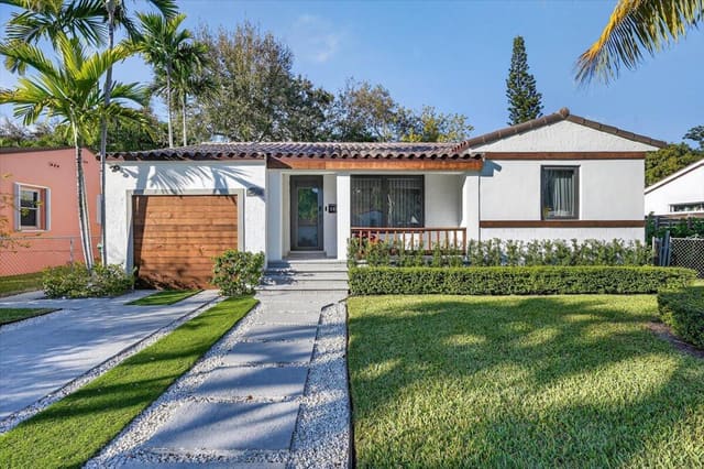 2601 SW 26th Lane, sold in ZIP 33133, Coconut Grove, FL
