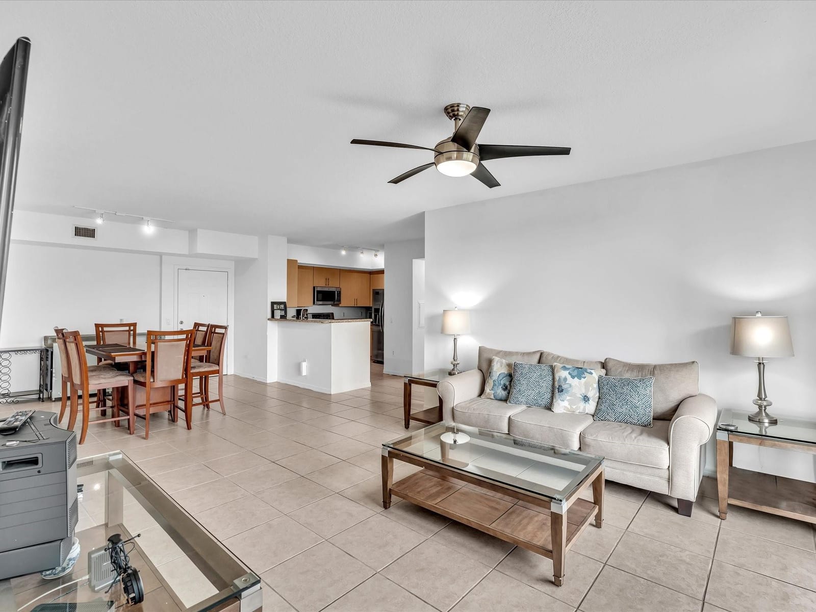 2421 NE 65th Street 406, Fort Lauderdale, FL 33308 photo 18