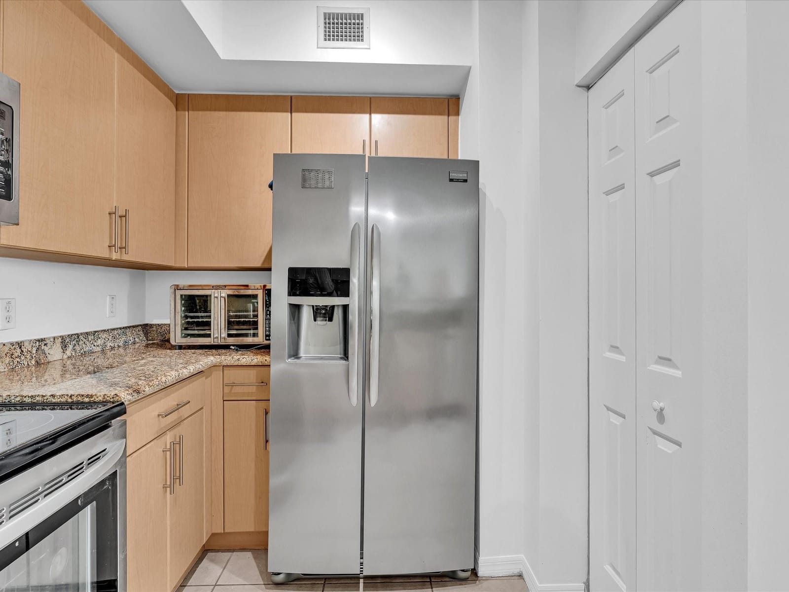 2421 NE 65th Street 406, Fort Lauderdale, FL 33308 photo 24