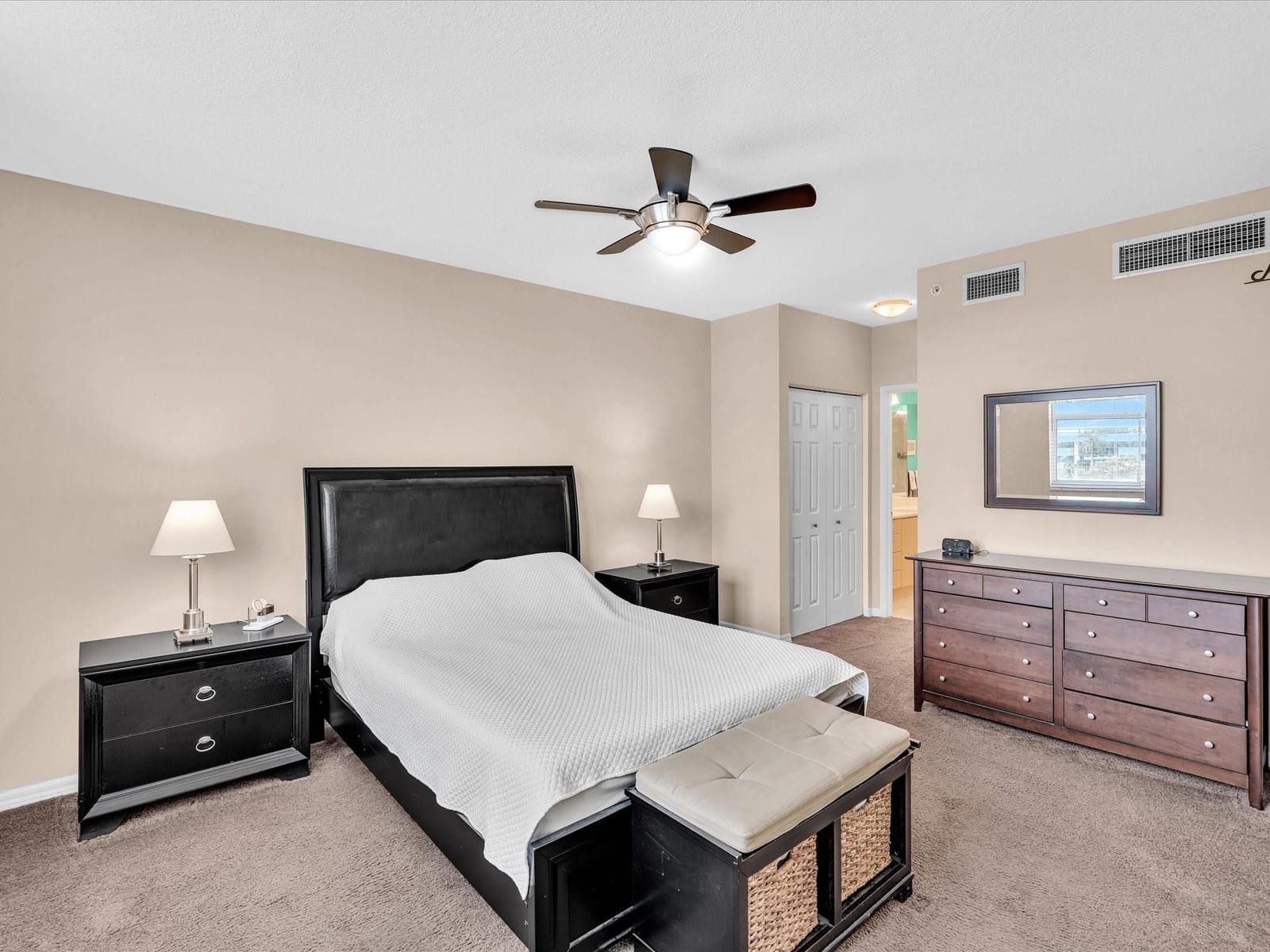 2421 NE 65th Street 406, Fort Lauderdale, FL 33308 photo 4