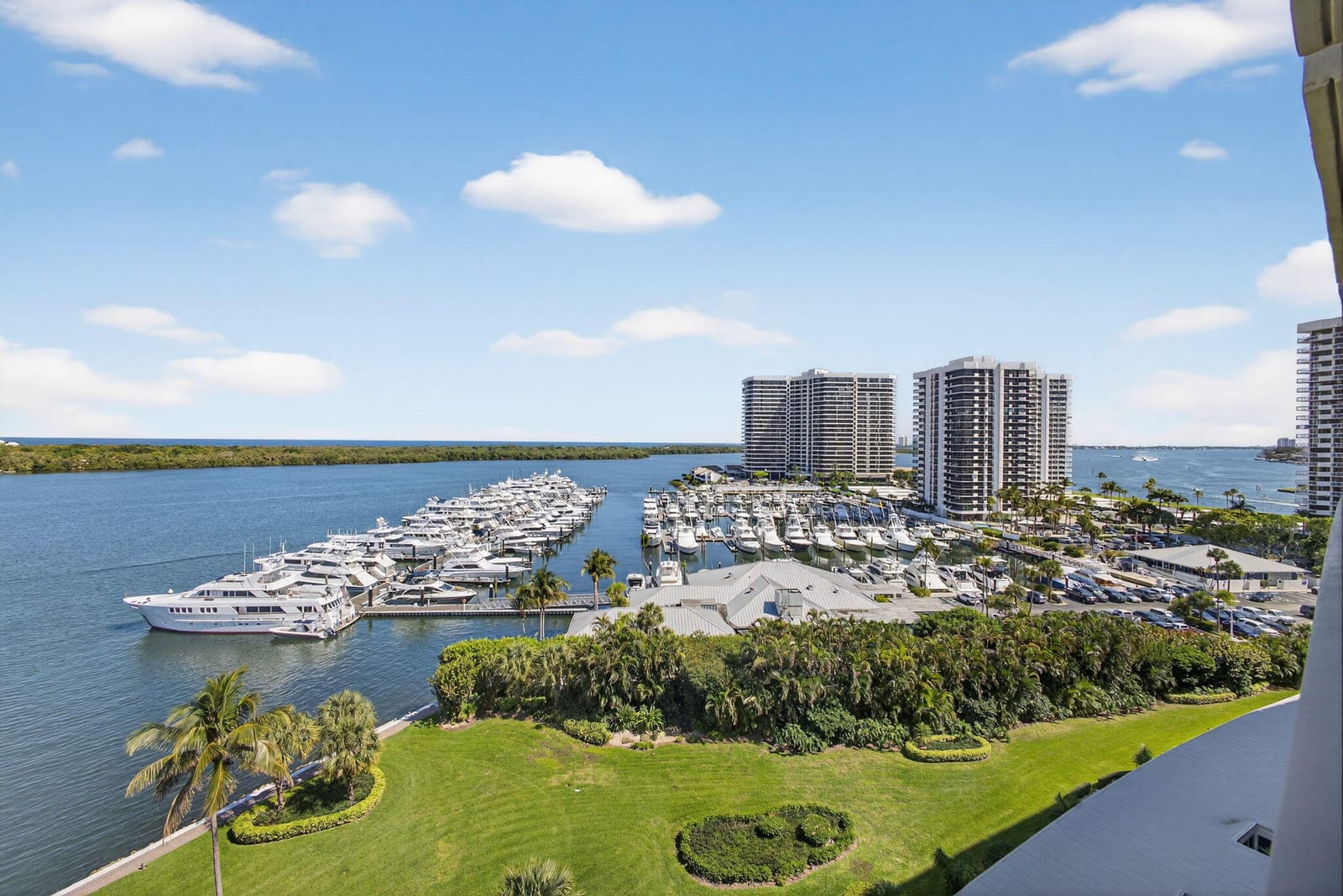124 Lakeshore Drive 1130, North Palm Beach, FL 33408