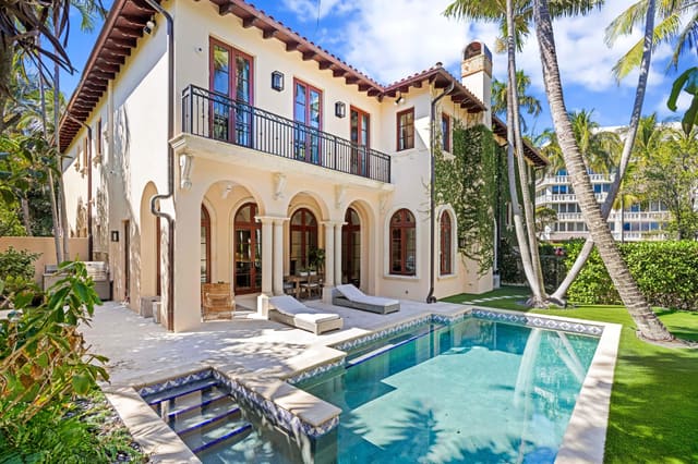 160 Sunset Avenue, sold in Floral Park, Palm Beach, FL