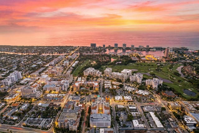 233 S Federal Highway 405, sold in Boca Grand Condo, Boca Raton, FL