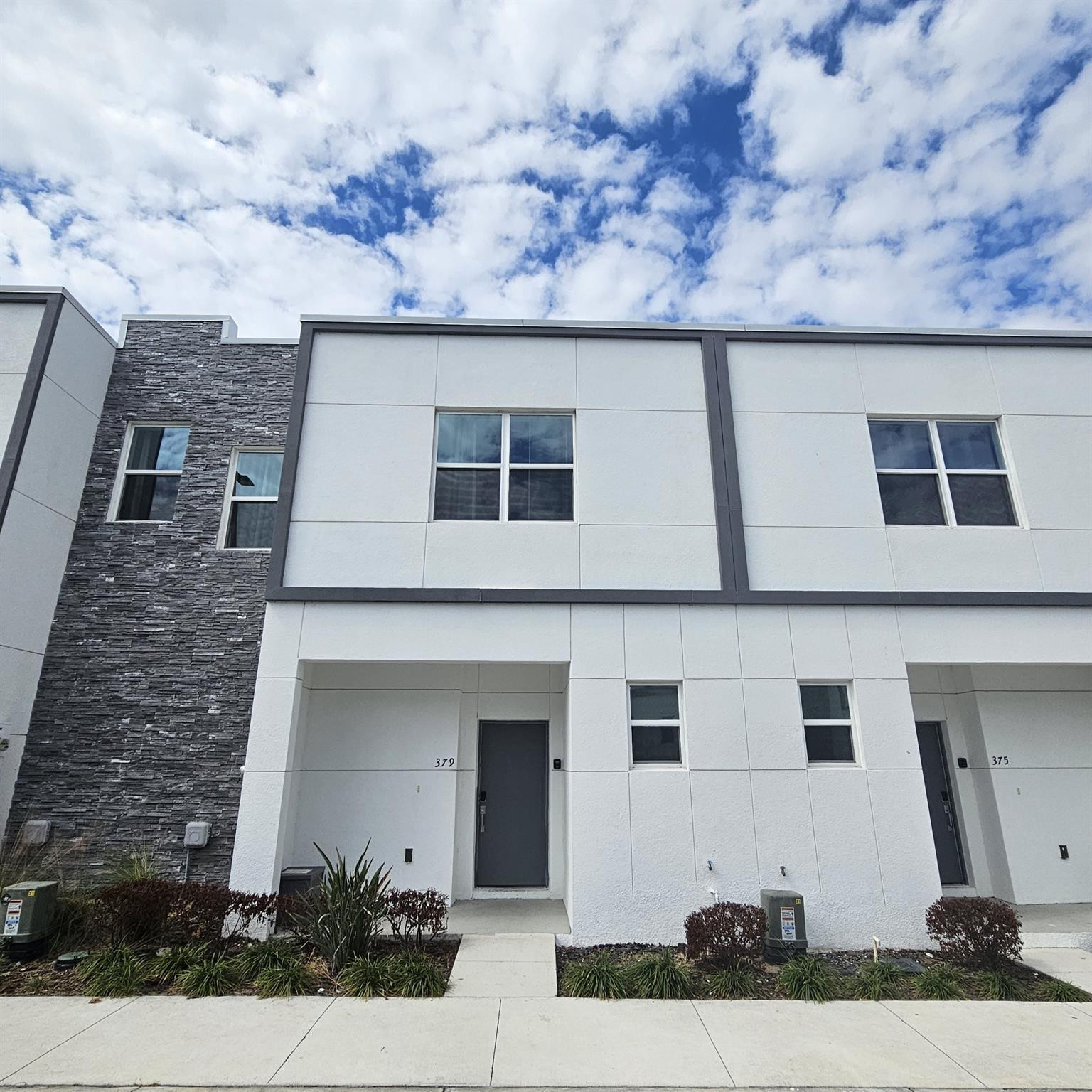 379 Famagusta Drive 379 — photo 1
