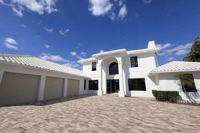 2000 Henley Place, sold in Greenview Cove Of Wellington, Wellington, FL