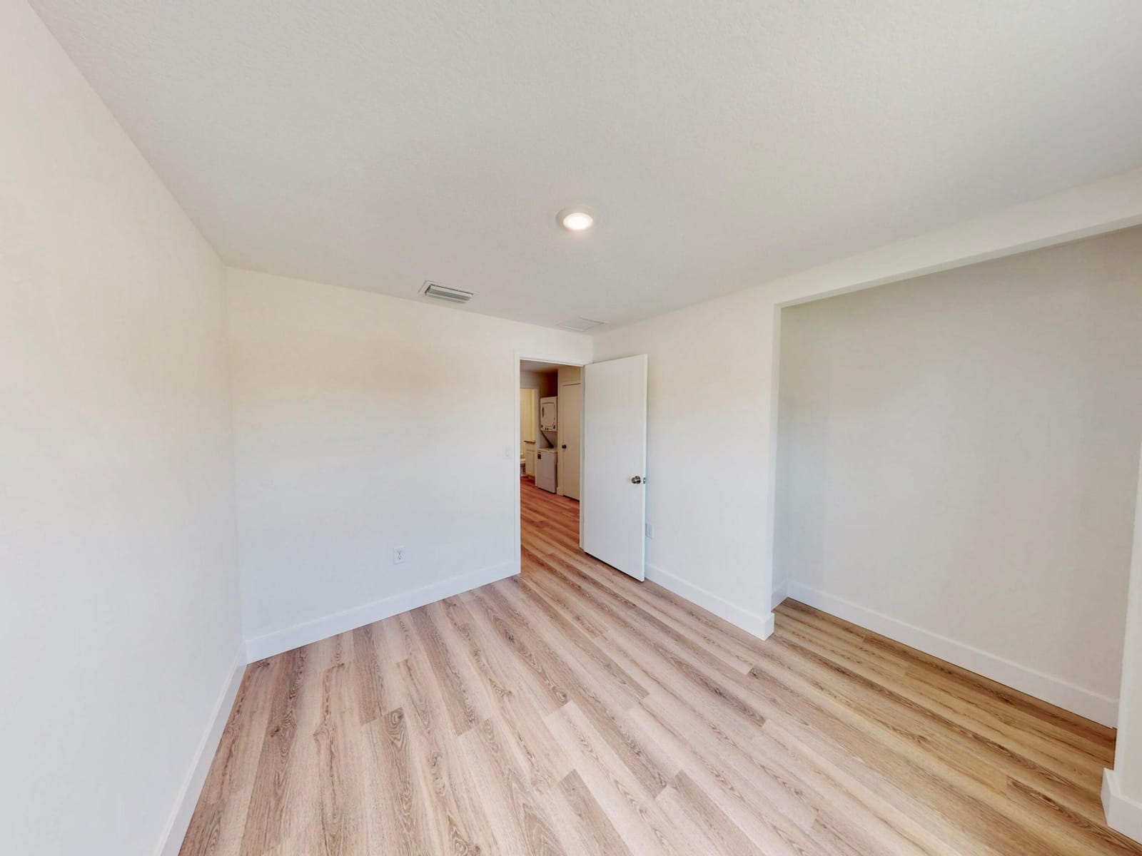 1795 N 16th Court — photo 9