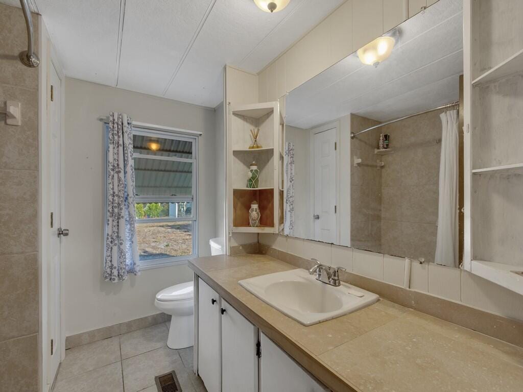 335 NE Tropicalia Lane, Jensen Beach, FL 34957 photo 23