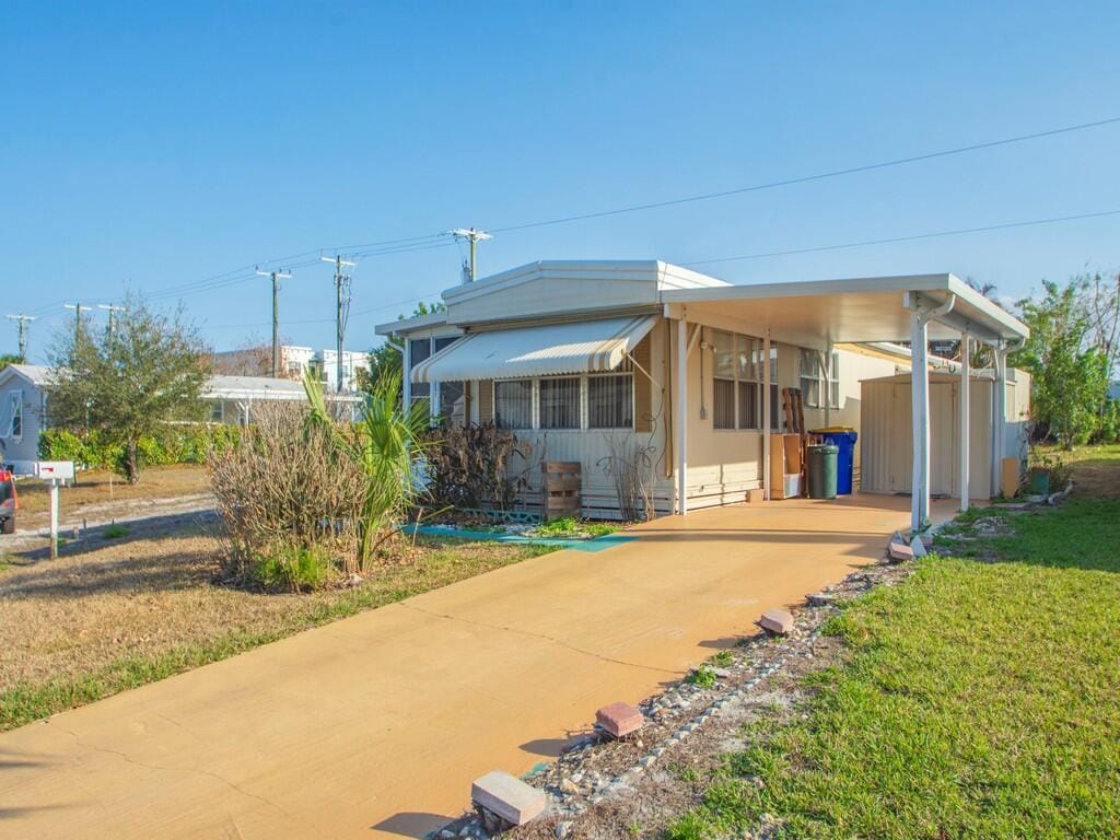 335 NE Tropicalia Lane — photo 5