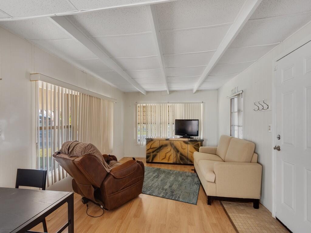 335 NE Tropicalia Lane — photo 7