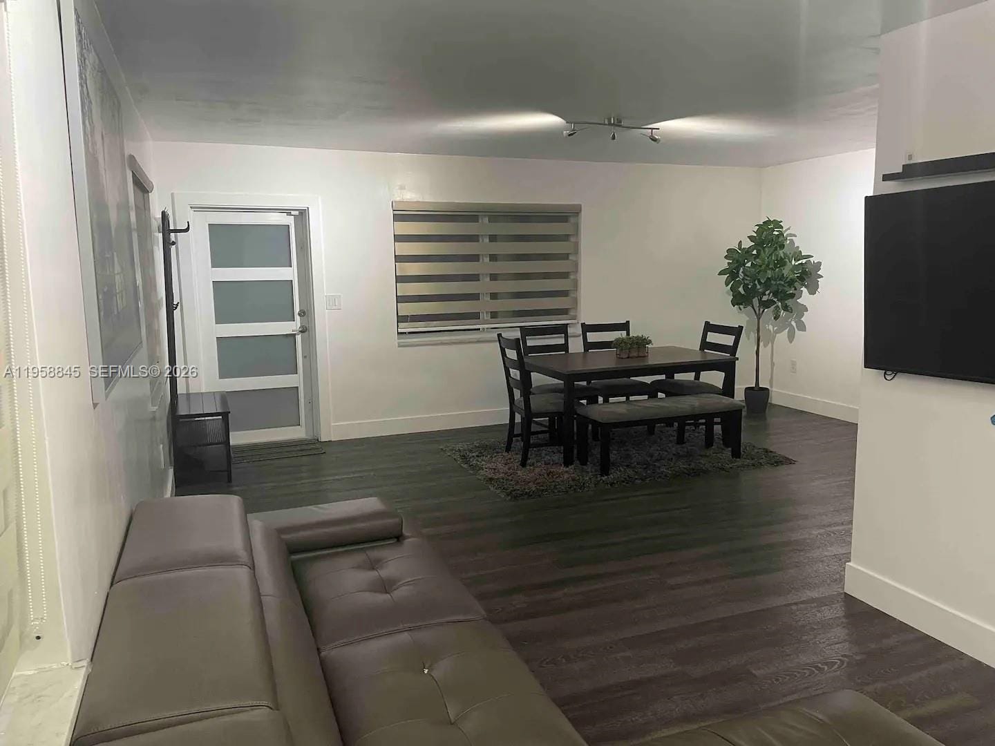 3008 NW 13th Street — photo 2