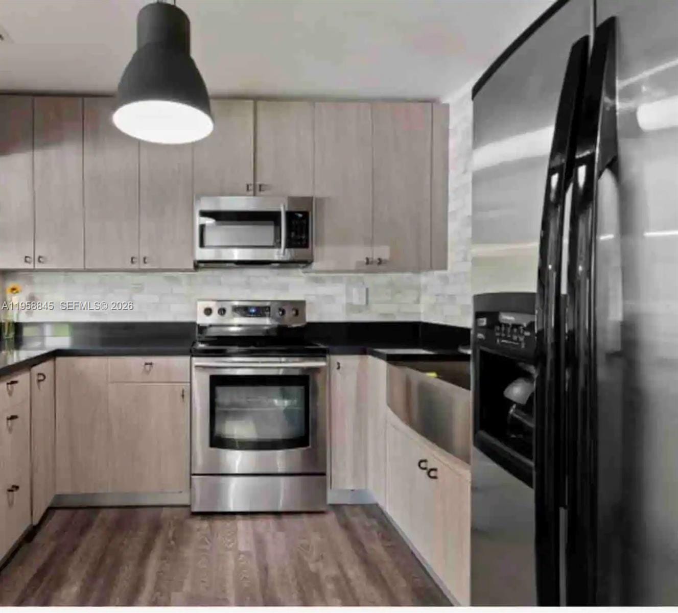 3008 NW 13th Street — photo 4