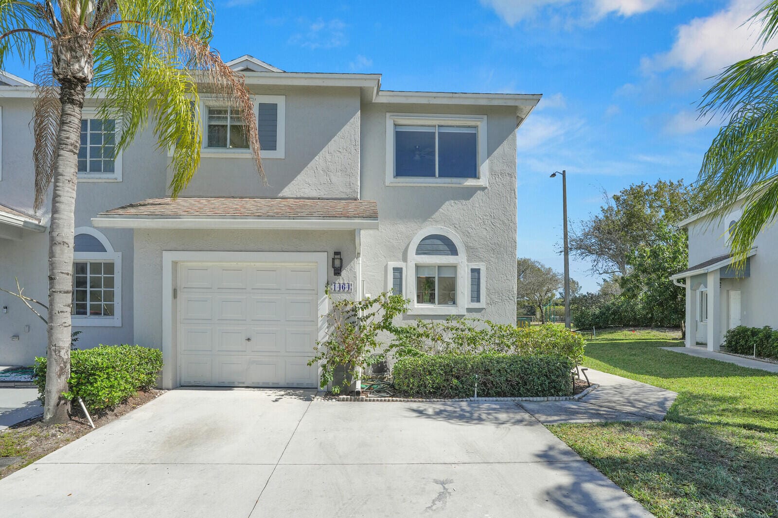 1464 SW 47th Avenue — photo 2