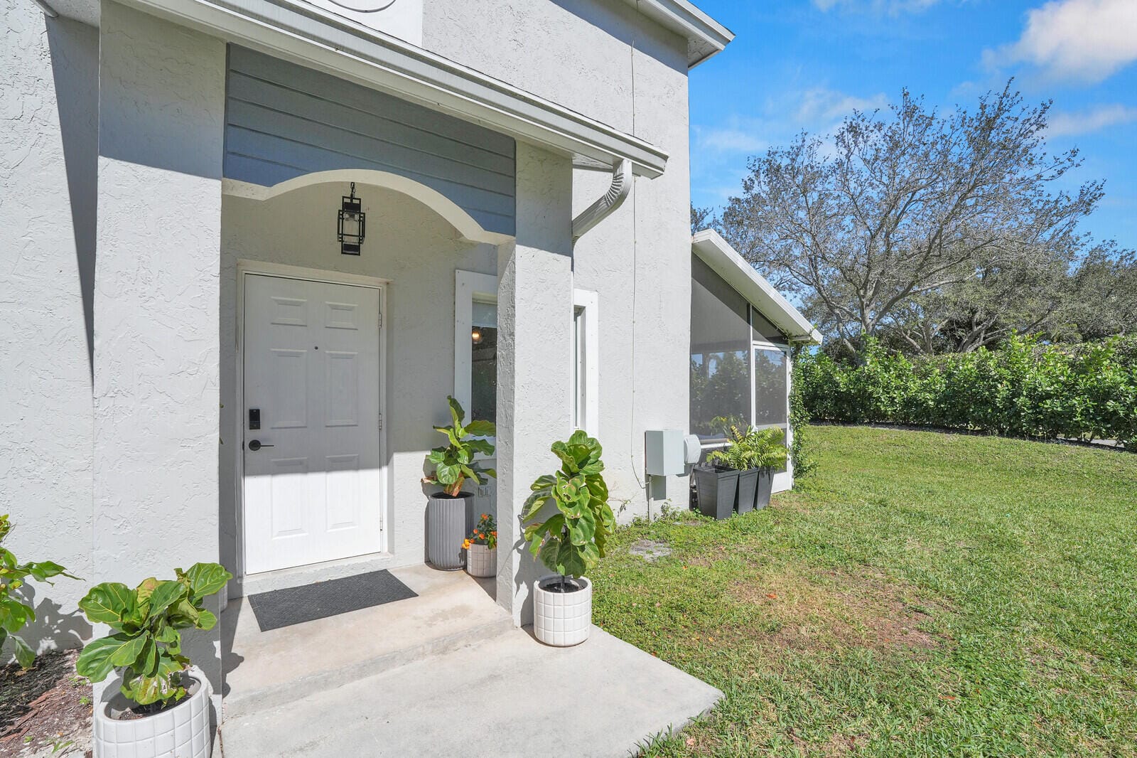 1464 SW 47th Avenue — photo 3