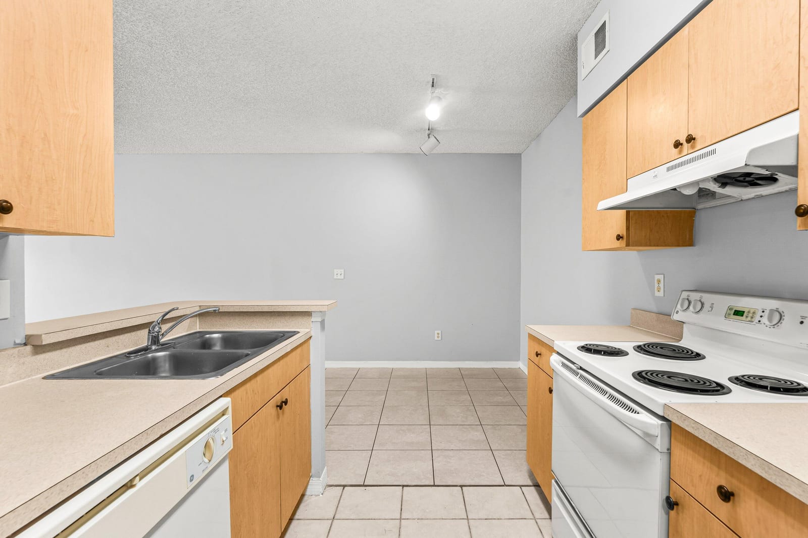 10354 Fox Trail Rd S. 1509 — photo 12