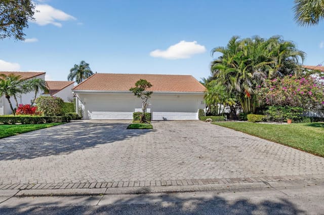 19480 Sawgrass Drive 1703, sold in Peppertree, Boca Raton, FL
