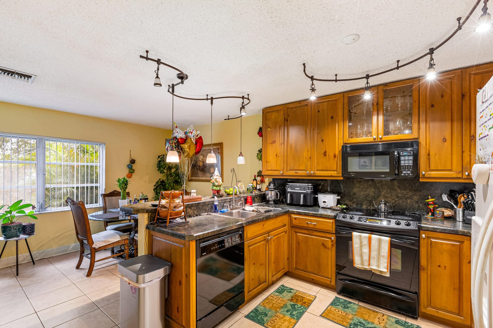 7651 NW 74th Avenue 1-2, Tamarac, FL 33321 photo 15