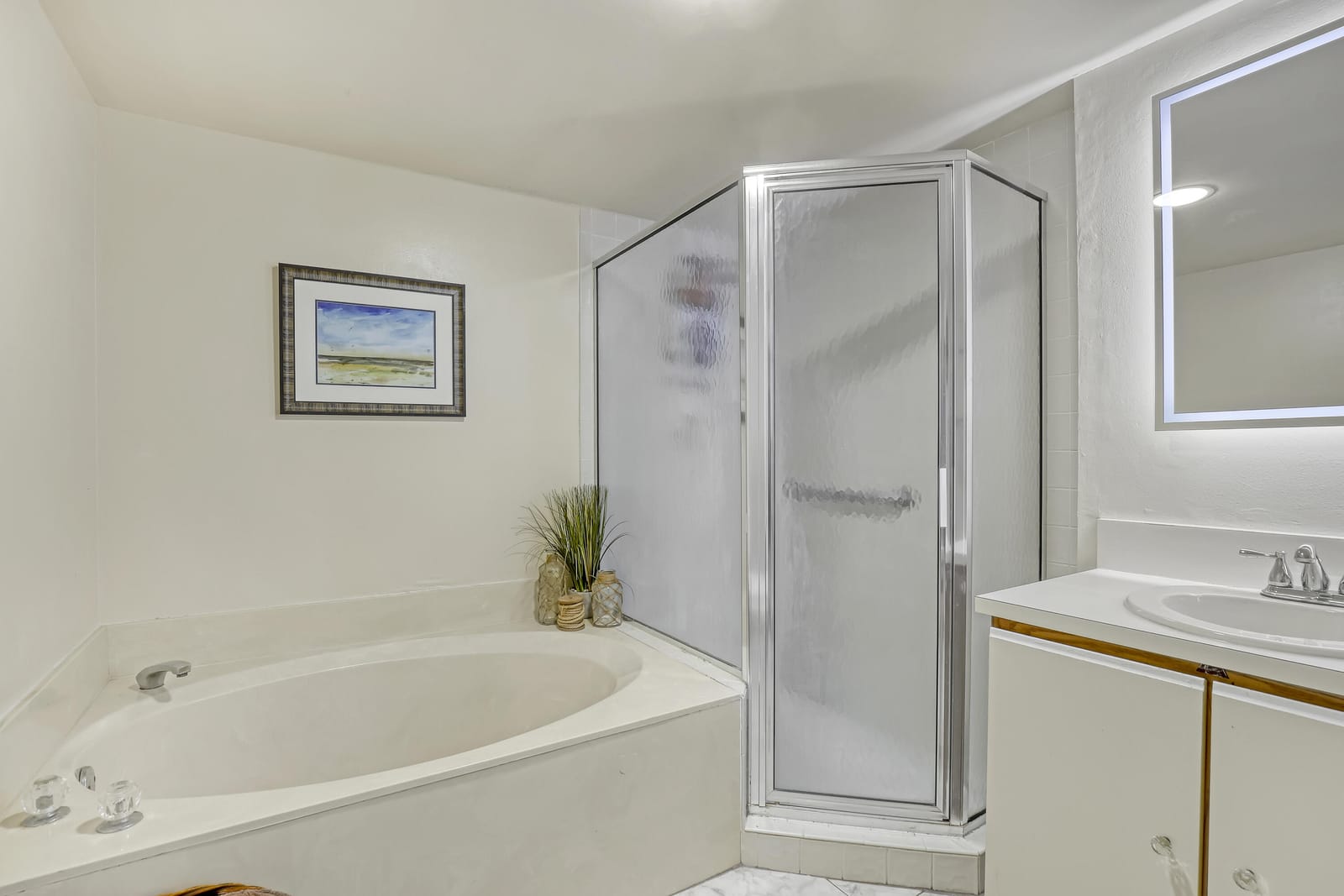 105 Half Moon Circle F1, Hypoluxo, FL 33462 photo 13
