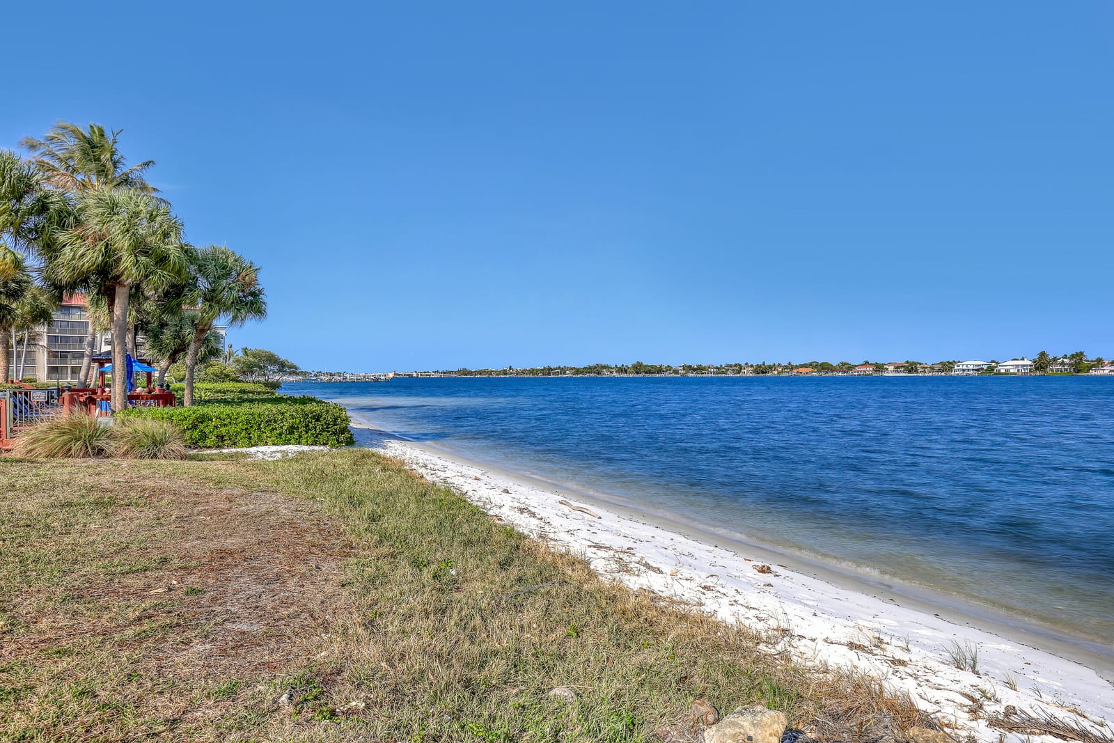 105 Half Moon Circle F1, Hypoluxo, FL 33462 photo 21