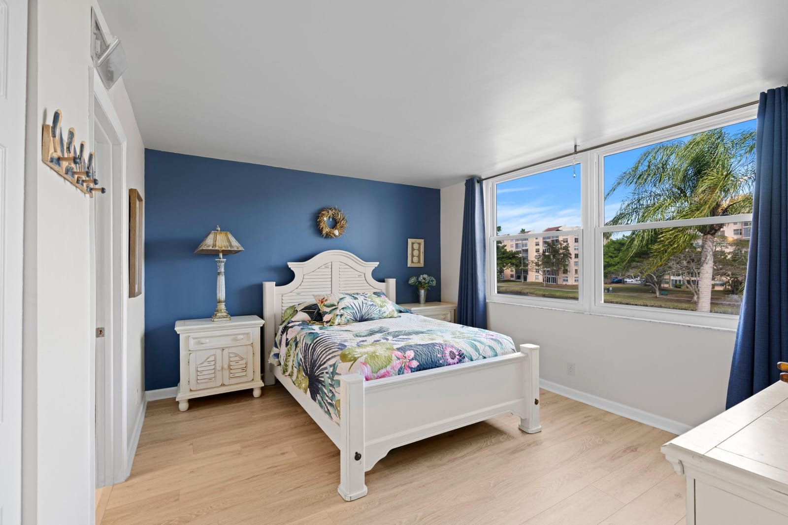27 Abbey Lane 307, Delray Beach, FL 33446 photo 13